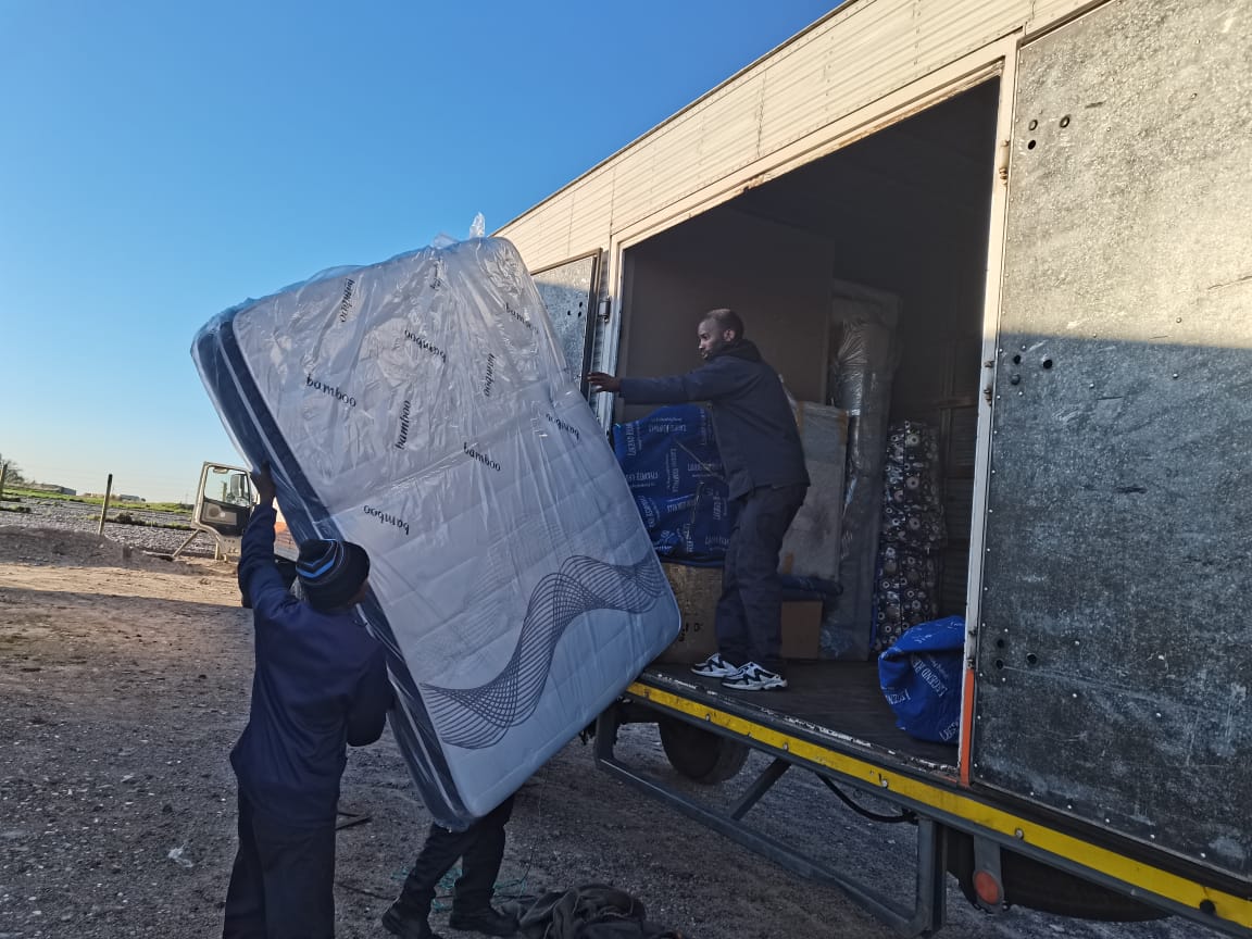 Wize Furniture Removal truck loaded and ready for move